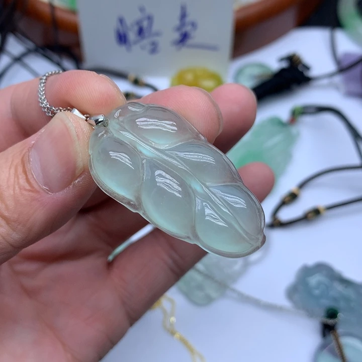 用***锦一物一图，叶子吊坠
