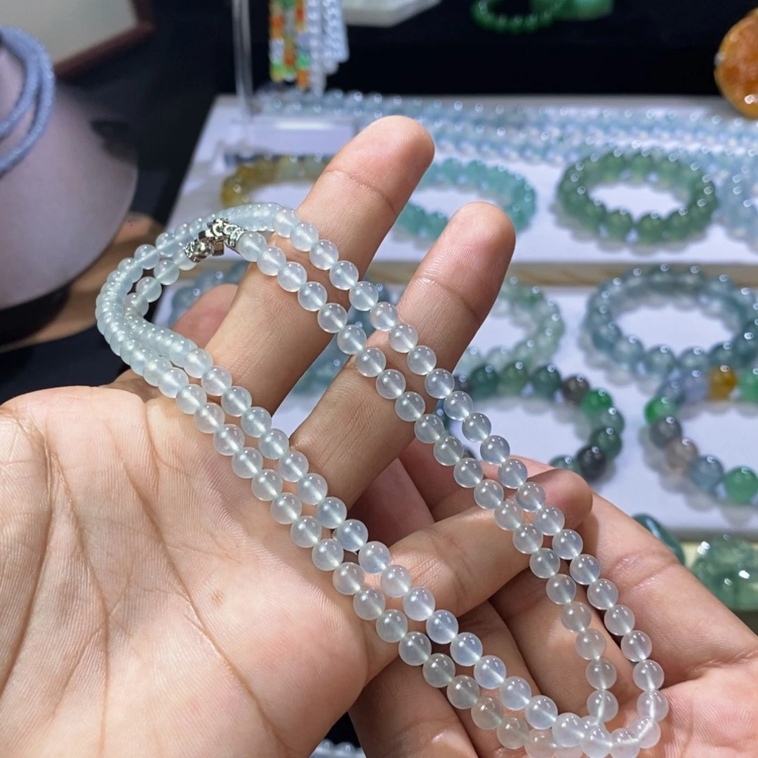 曦***翡翠未镶嵌颈饰翡翠珠链