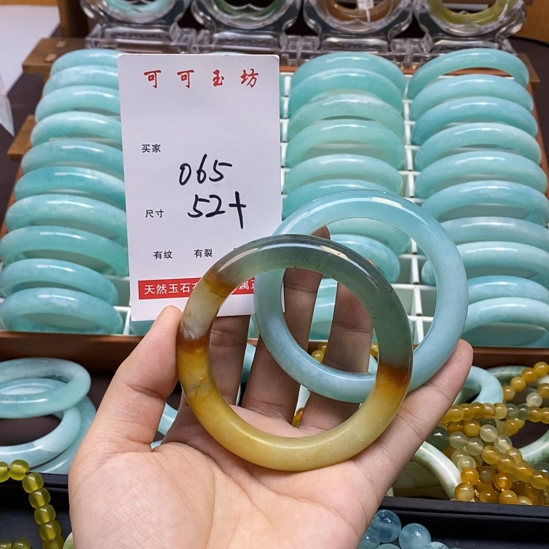 【闪购商品】蛇纹石玉手镯未镶嵌?*梦