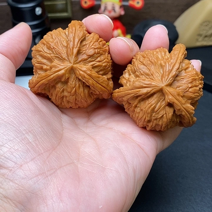 一***安把件文玩核桃白奔