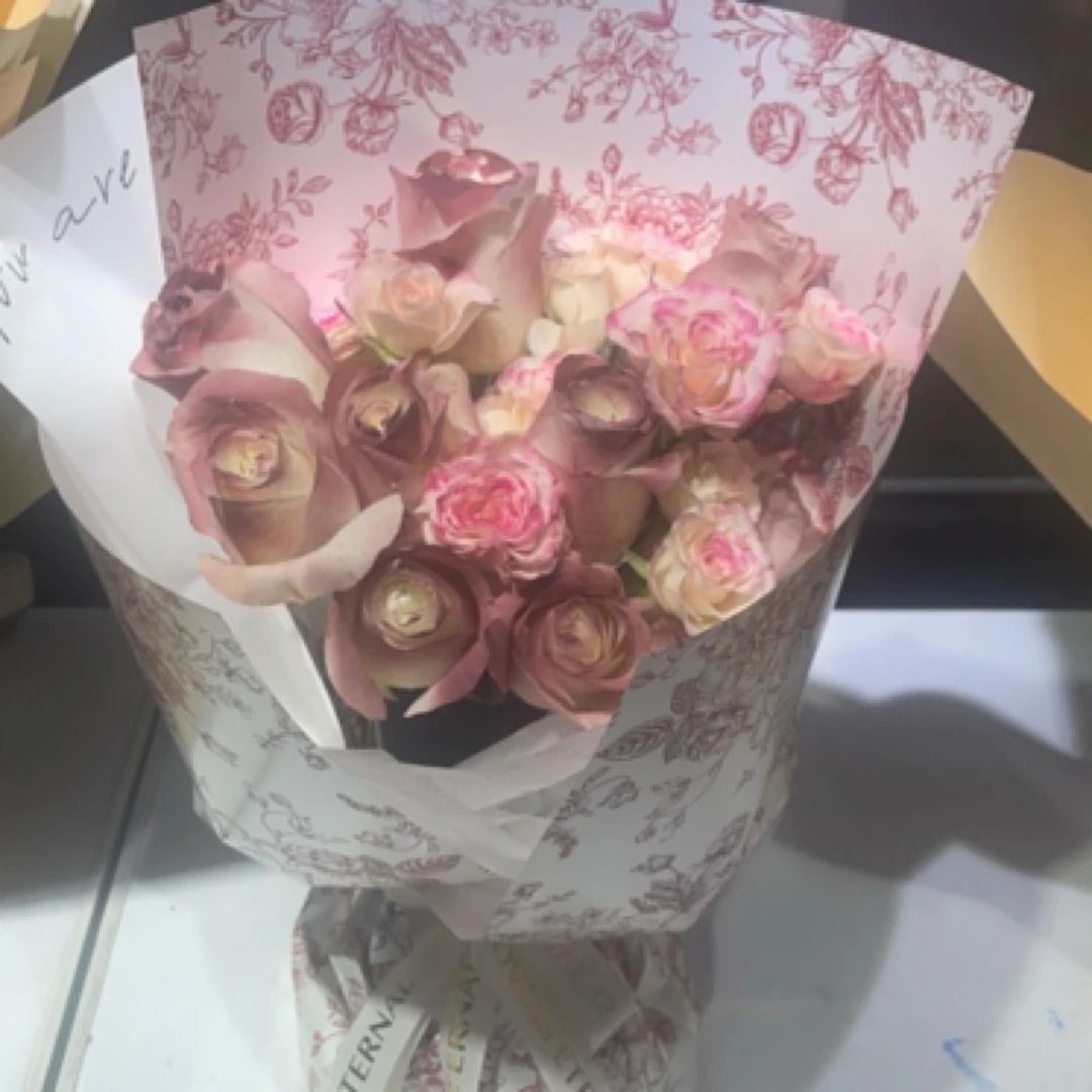 午后红茶情人节玫瑰花束