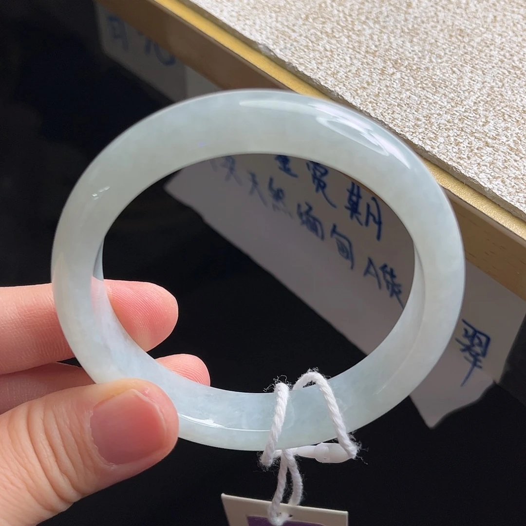 翡翠未镶嵌手镯手镯