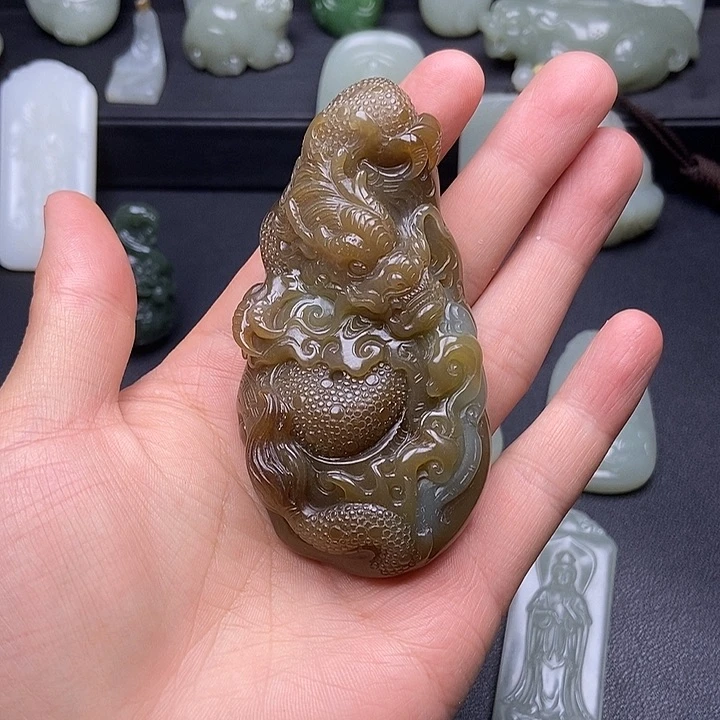 未镶嵌和田玉挂件