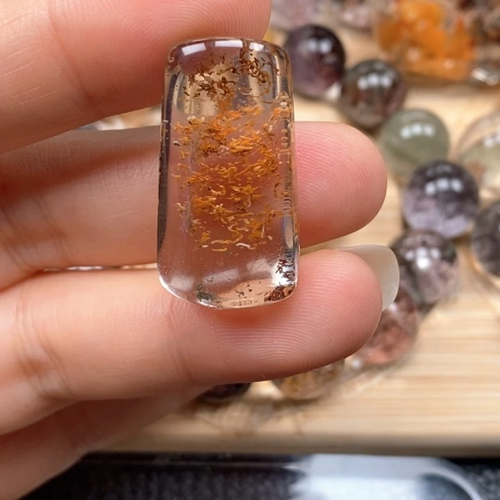 未镶嵌颈饰水晶水晶