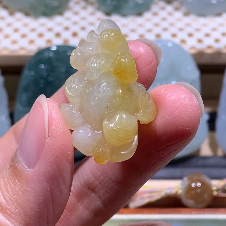 翡翠未镶嵌颈饰炸/莲花