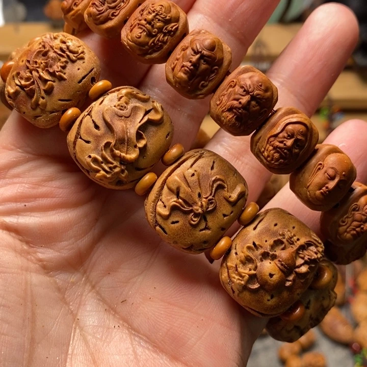 山***舟桃核雕刻暗八仙➕罗汉小手牌