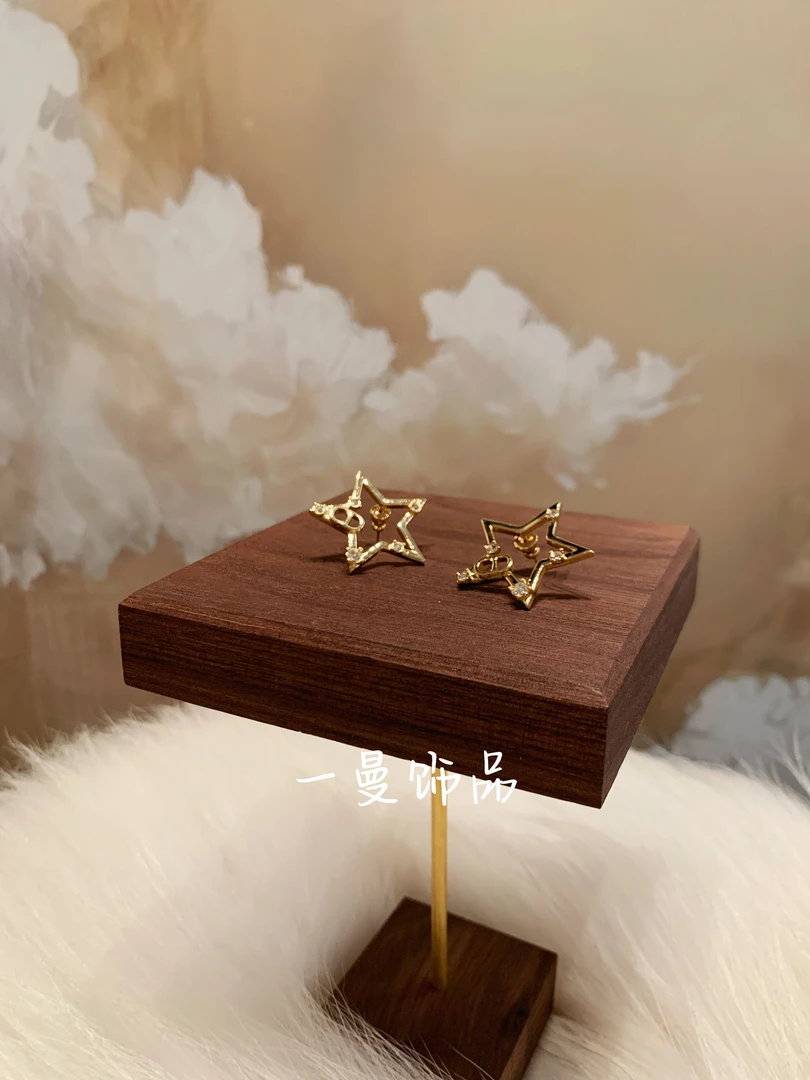 铜合金合成锆石耳饰 法式微镶星星小猪鼻子耳钉MZ4194 MAN