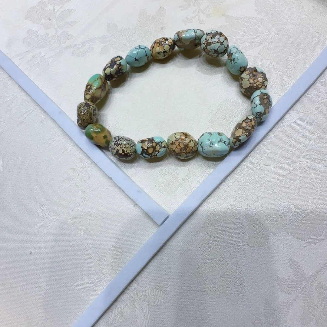 未镶嵌绿松石原矿绿松石