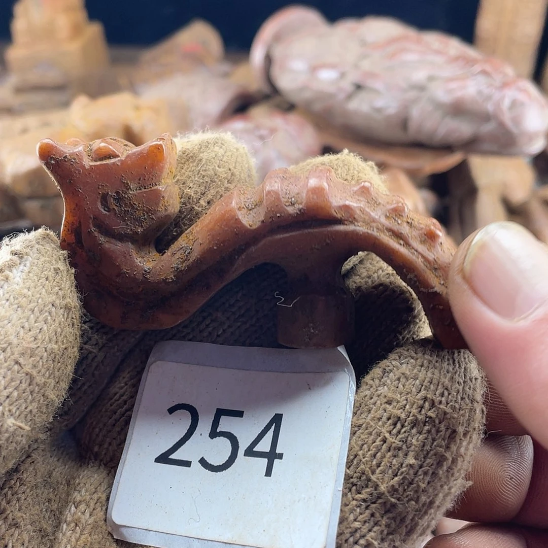 和田玉（糖玉）未镶嵌挂件