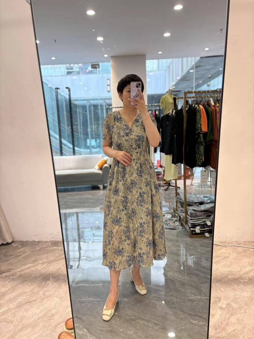 【丽丽家】夏季法式女人味收腰显瘦V领连衣裙A61