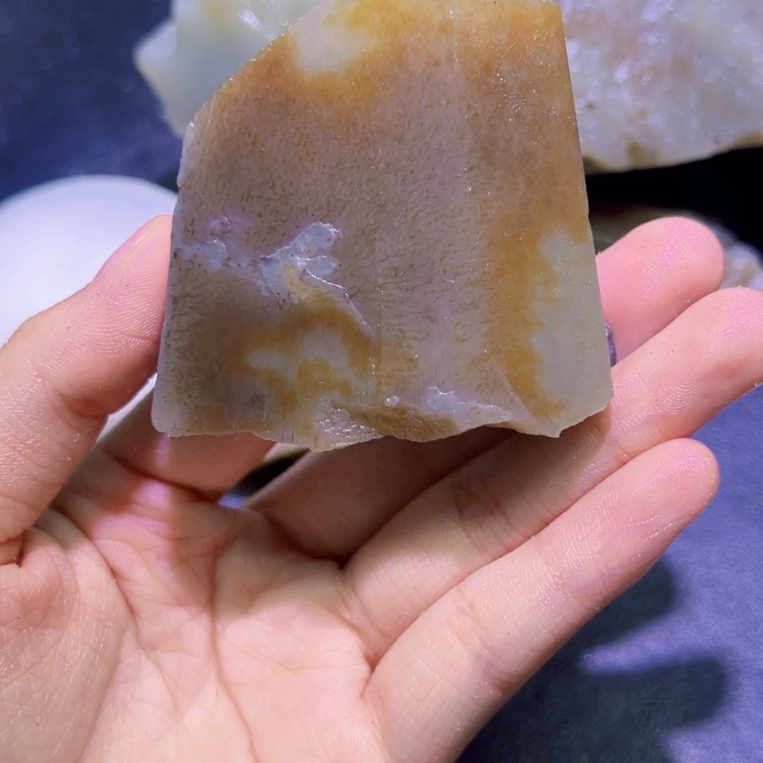 和田玉（糖玉）未镶嵌珠宝半成品