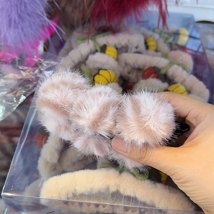布艺非金属条纹毛毛夹-17