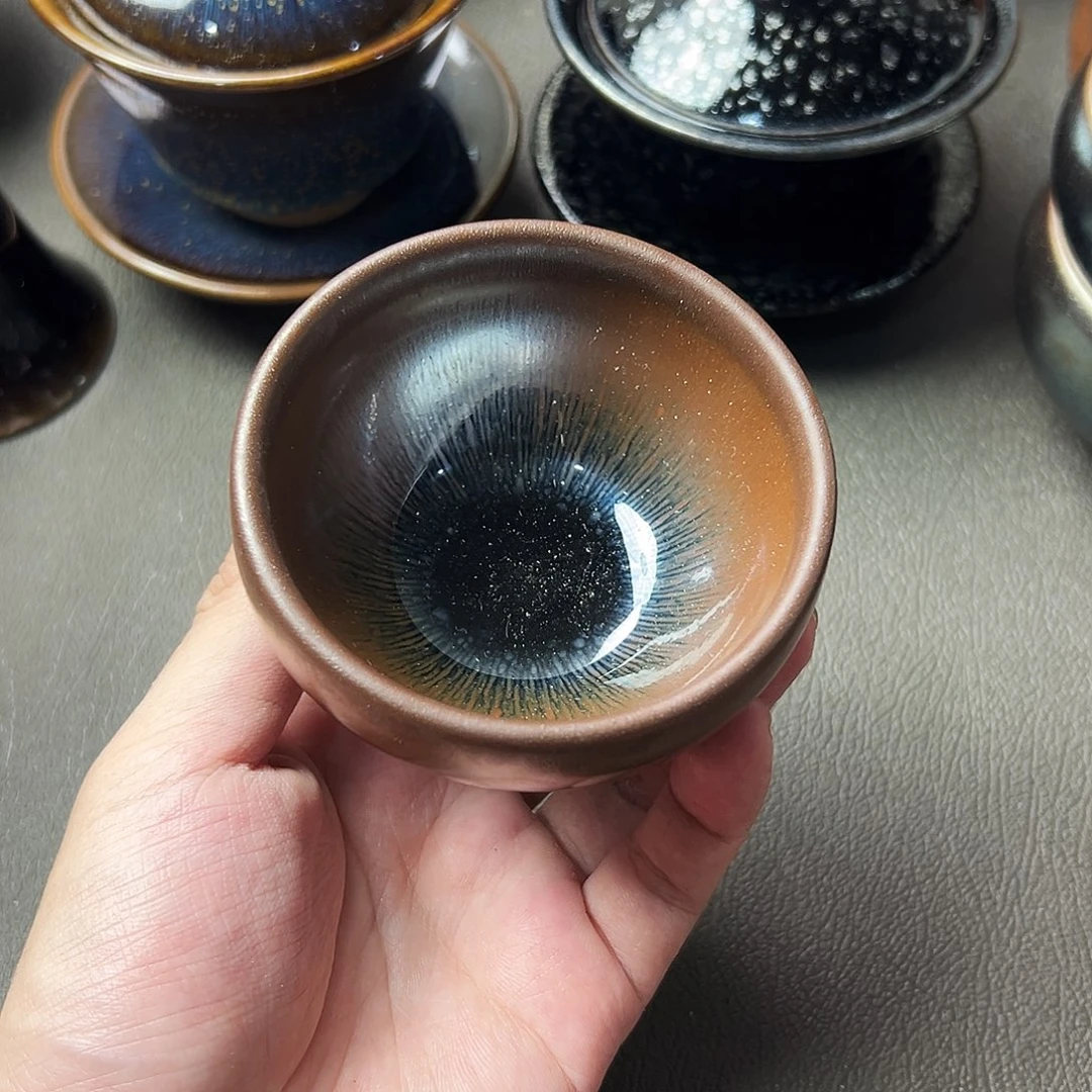 茶盏好吧那我们也睡一晚上