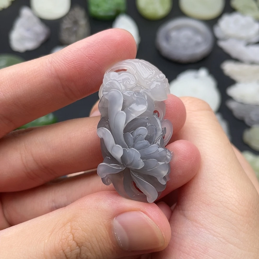【闪购商品】颈饰未镶嵌和田玉