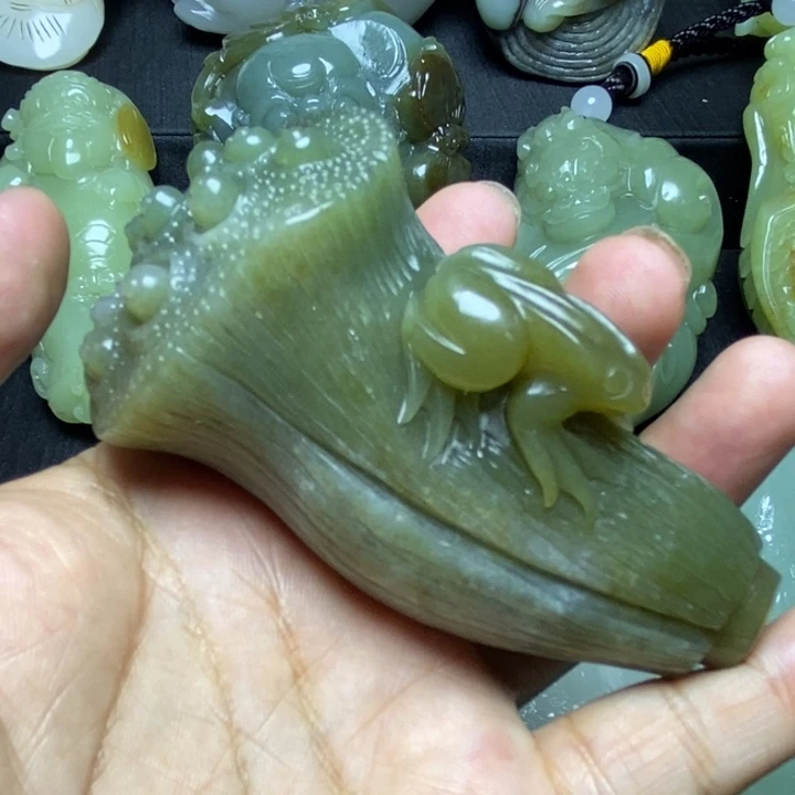 和田玉未镶嵌颈饰用****6
