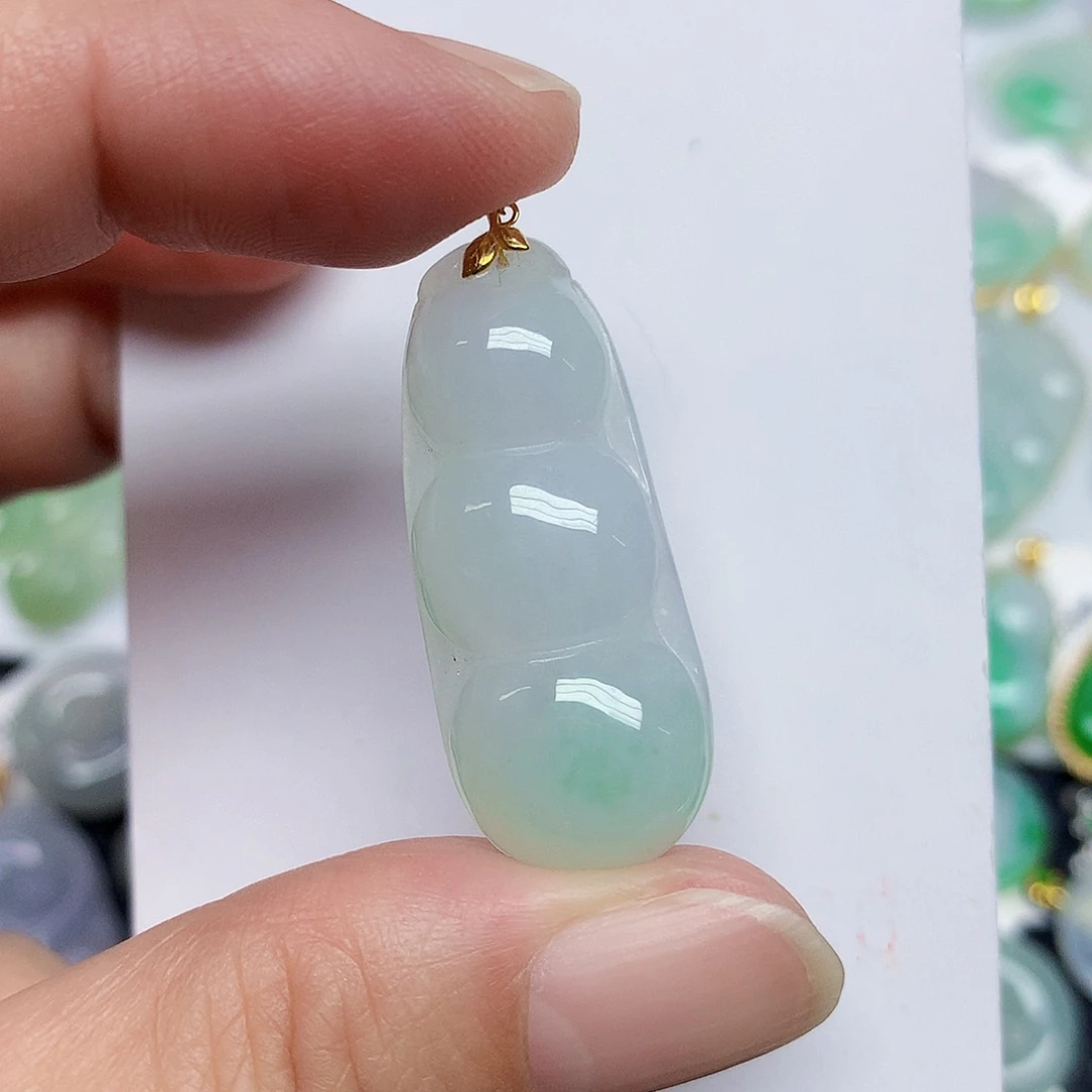 翡翠18K金镶嵌颈饰3456778