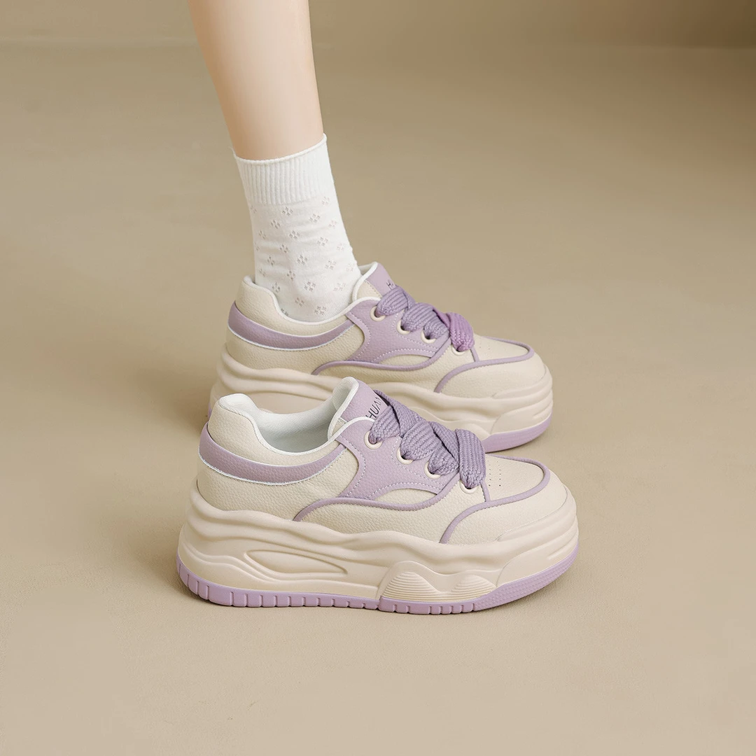 华耐板鞋女2025春秋新款厚底增高小白鞋百搭运动休闲爆款透气板鞋