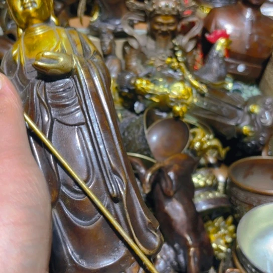 铜的。全清了一件不留