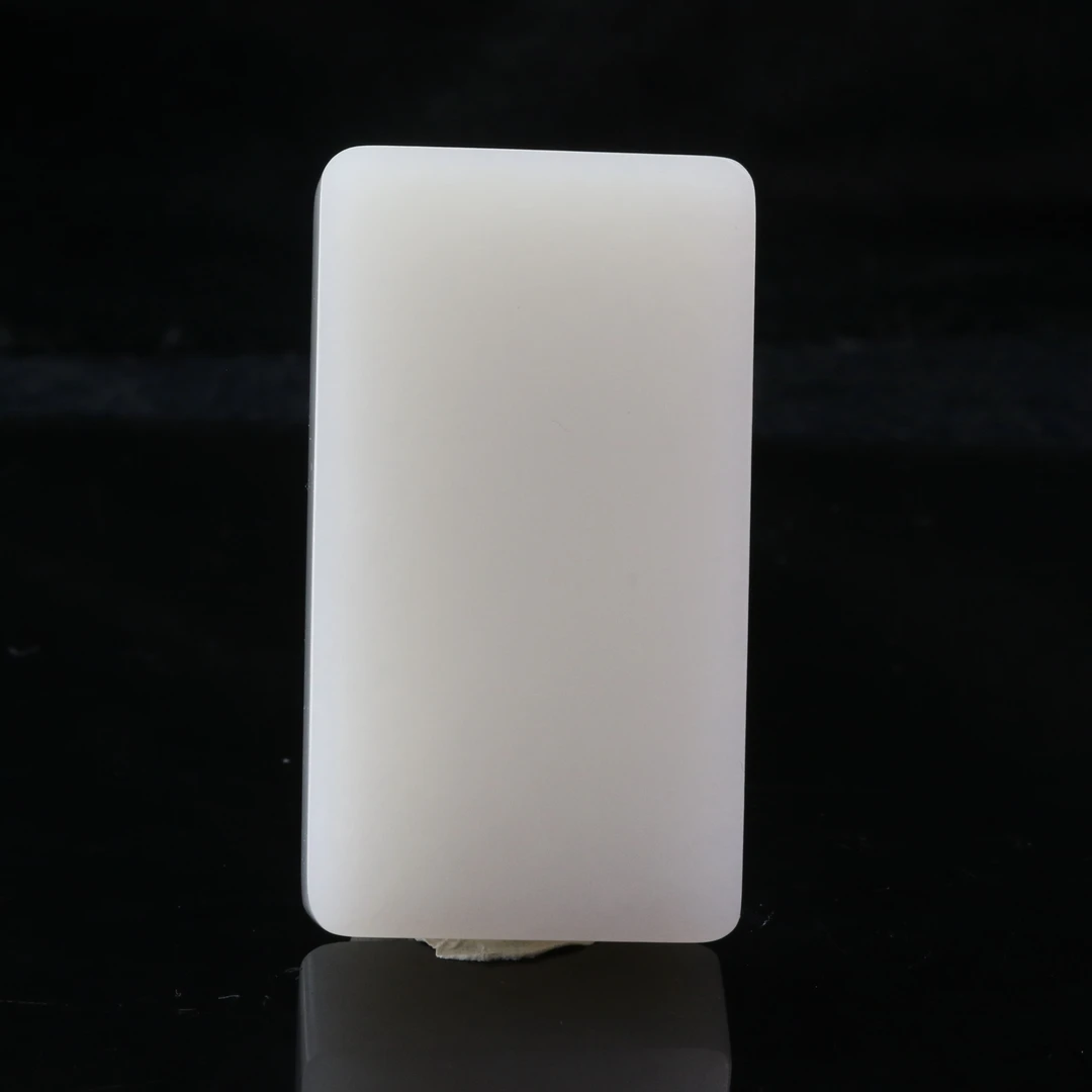 15和田玉羊脂白玉无事牌/300170上海嘉禾拍卖