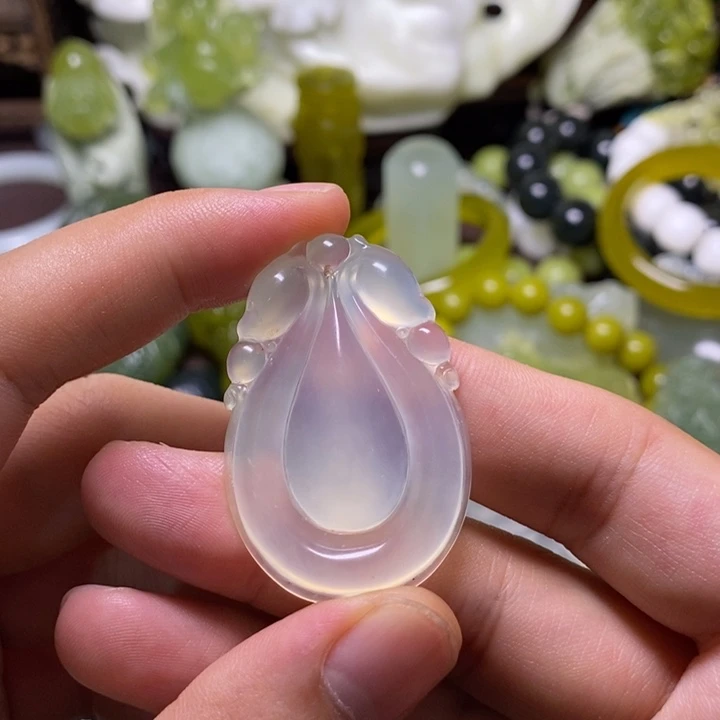 岫玉未镶嵌岫玉颈饰