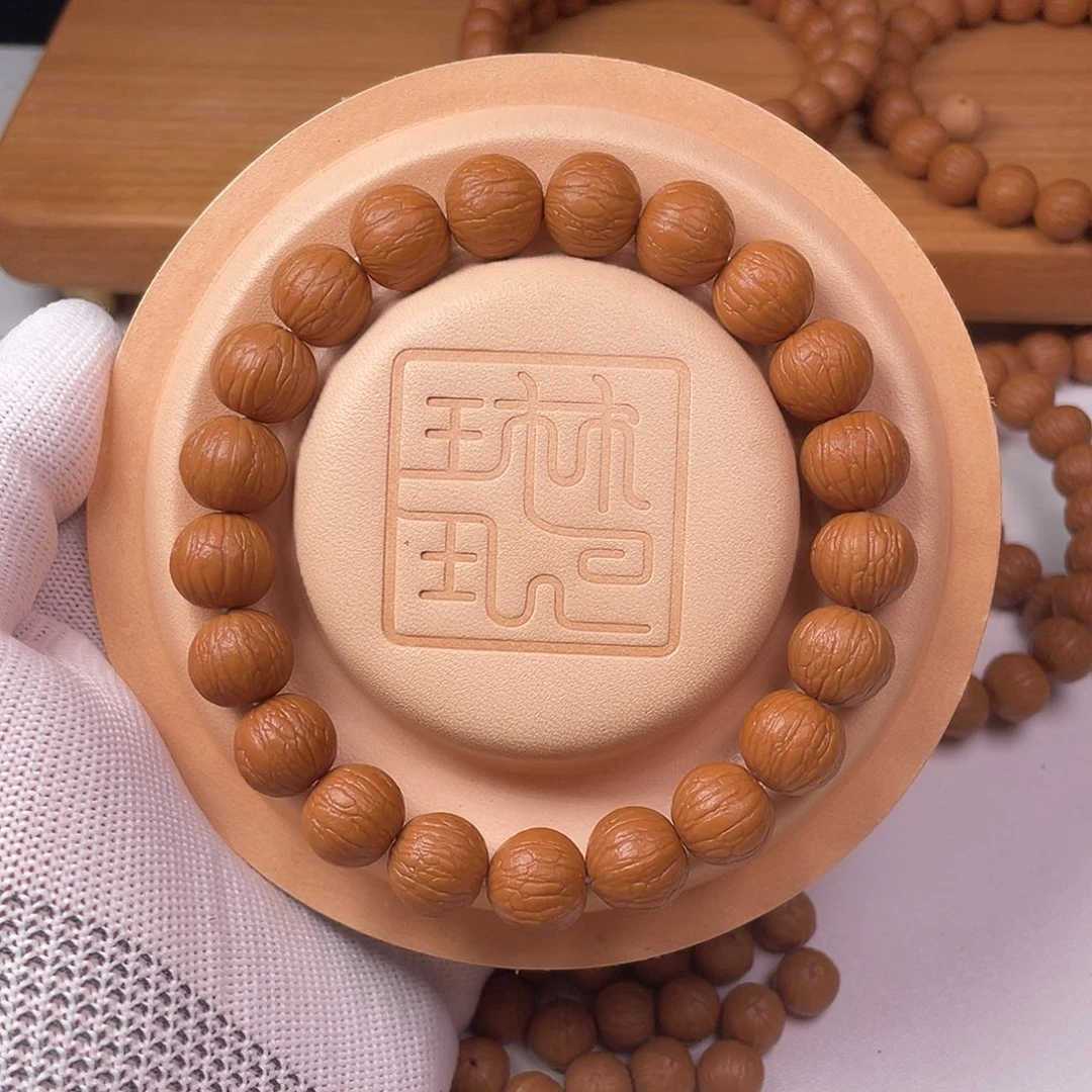 时***春吊坠猴头核桃聚宝盆