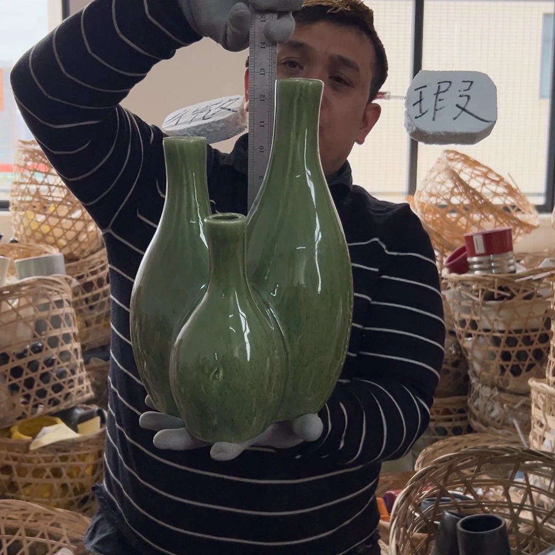 摆件132 号高中低温陶瓷工艺瓶（部分微瑕）