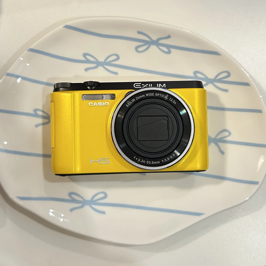 99新 Casio/卡西欧 zr1500折叠屏可自拍1600w像素带美颜长焦镜头
