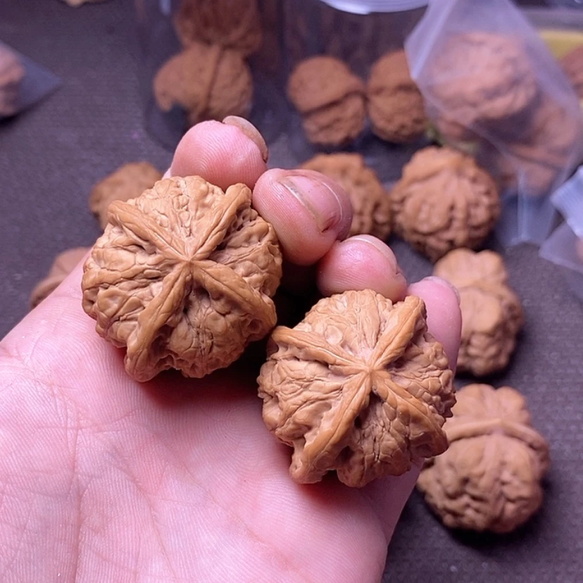 【闪购商品】吊坠文玩核桃雨花石四棱40