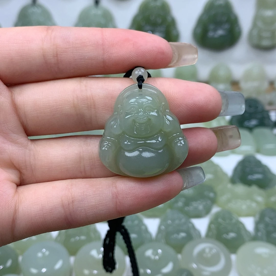 【闪购商品】颈饰未镶嵌和田玉