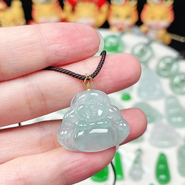 颈饰18K金镶嵌翡翠缅甸天然A货翡翠