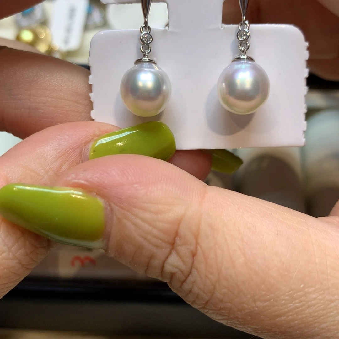 未镶嵌海水珍珠耳饰