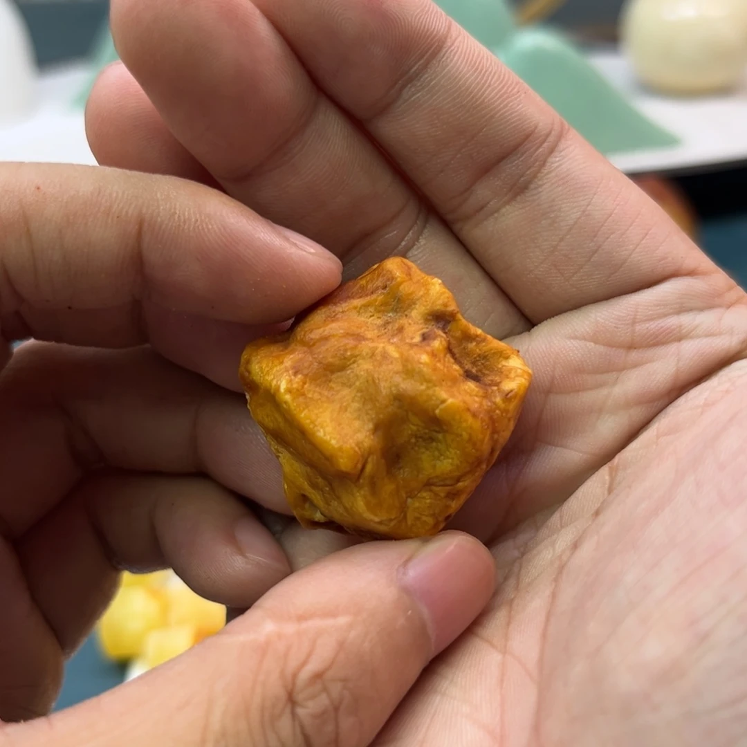 南***游定制琥珀未镶嵌蜜蜡原石不退不换