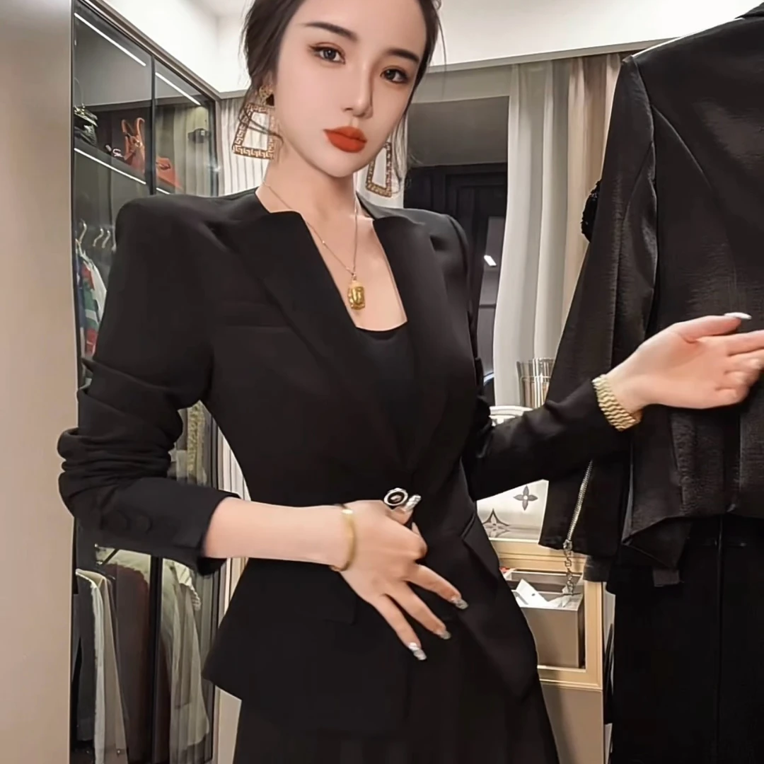 莎火火-网红洋气炸街女装高定款修身显瘦气质西装小外套4006