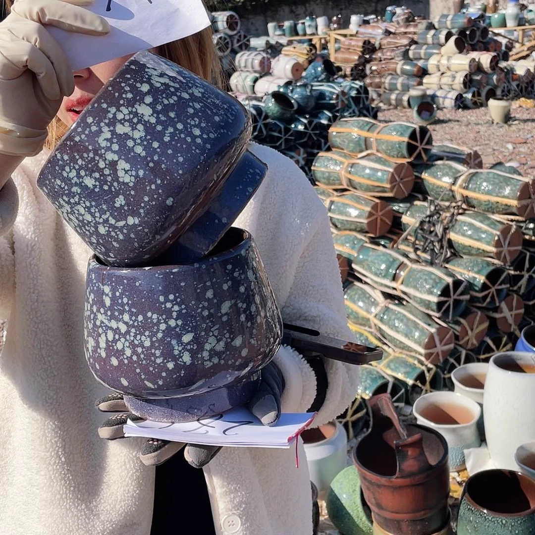 红陶王嫂花盆0129-97