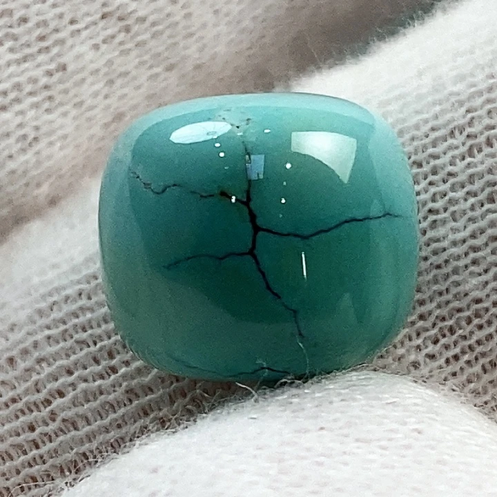 玩***儿绿松石未镶嵌珠宝奇石