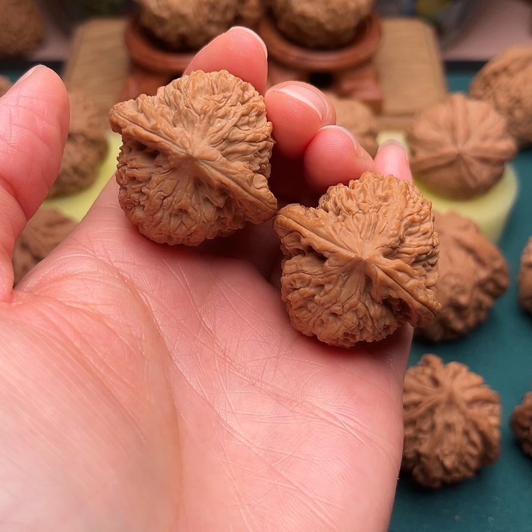 文玩核桃把件南疆