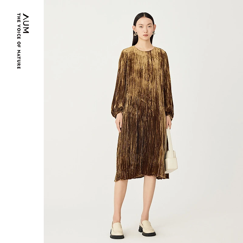 AUM/噢姆【浮光绉感丝绒】老钱风优雅气质复古长袖连衣裙M1DE42756