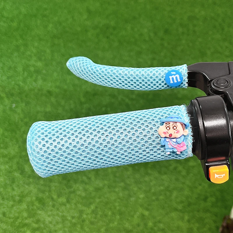 电动车手把套夏季防滑吸汗可爱卡通蜡笔小新高颜值电瓶自行车把套