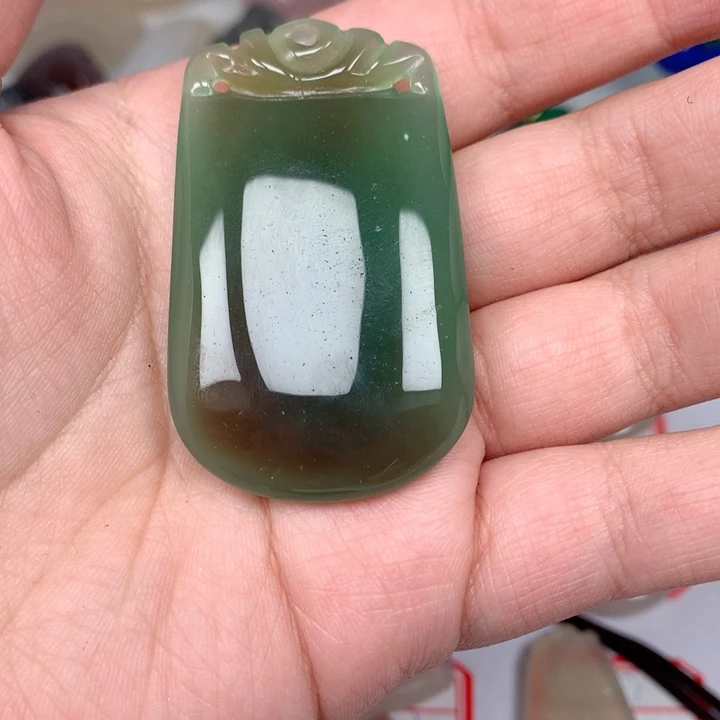 玛瑙/玉髓颈饰未镶嵌雪**绘