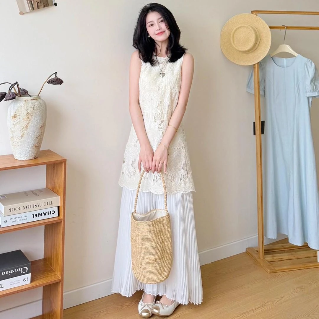 【镂月裁云】温柔系钩花无袖气质连衣裙 L9191
