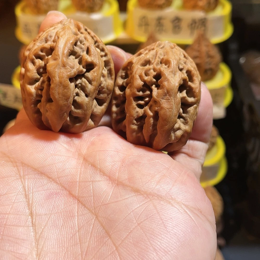 吊坠文玩核桃水龙纹