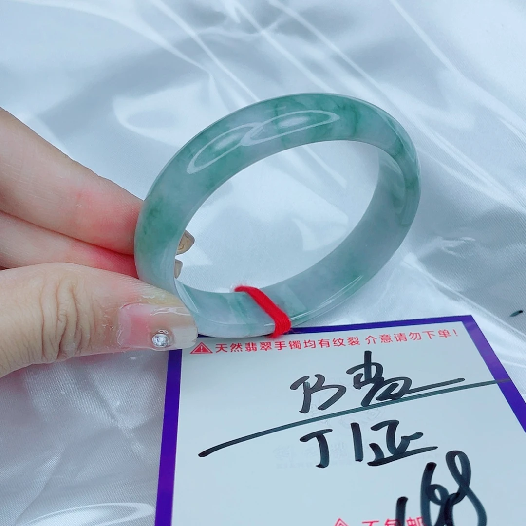翡翠未镶嵌手镯翡翠