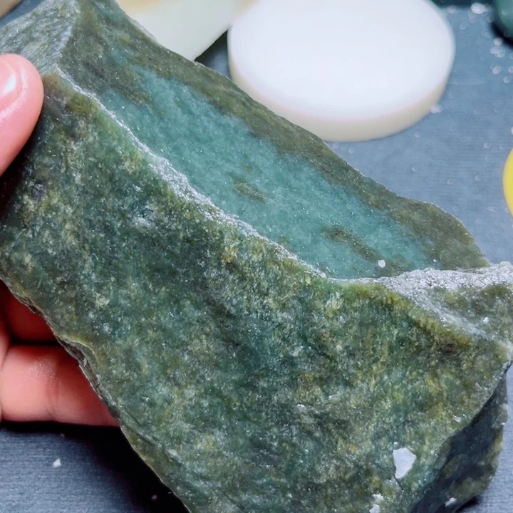 和田玉（白玉）未镶嵌珠宝奇石