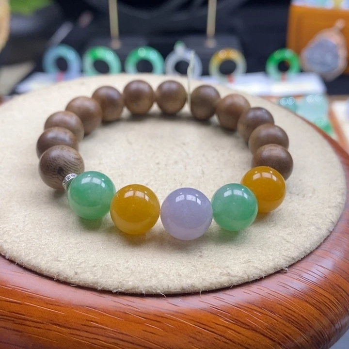 沉香木手串翡翠多宝手串