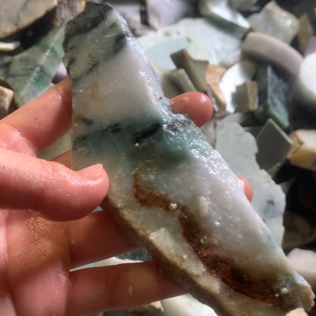 翡翠颈饰未镶嵌缅甸翡翠