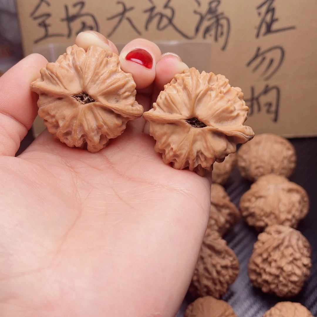 文玩核桃把件装****滴天地42尺