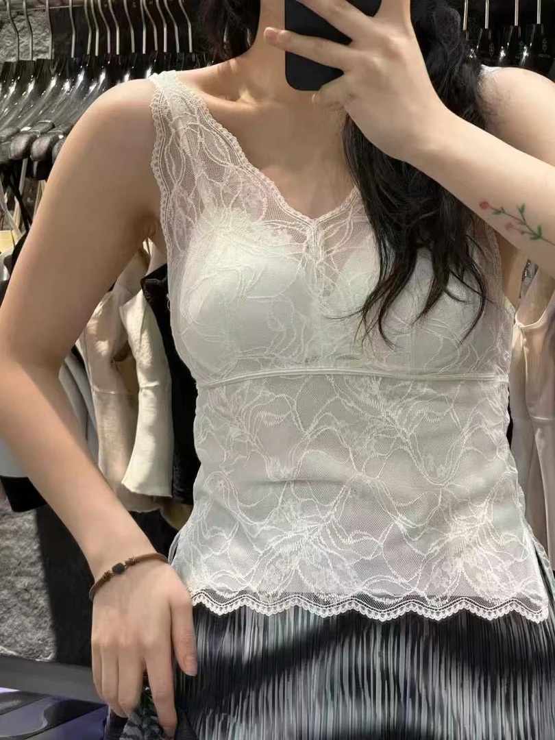 【糖果女装】精品蕾丝美背