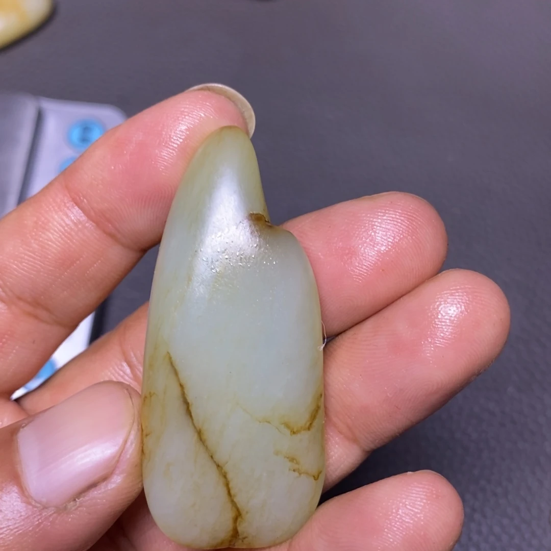 和田玉（糖玉）未镶嵌挂件