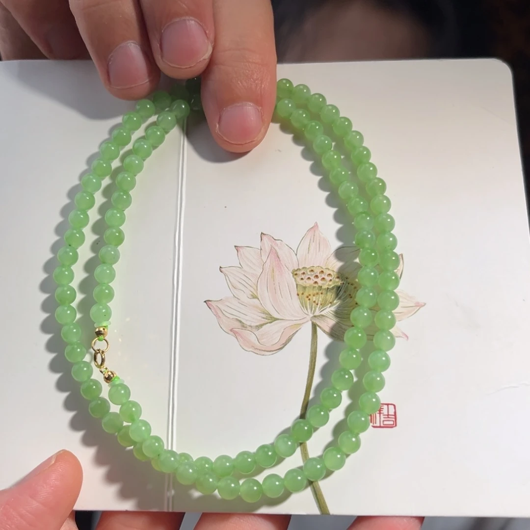 和田玉18K金镶嵌颈饰乌兰海微矿点5mm1800