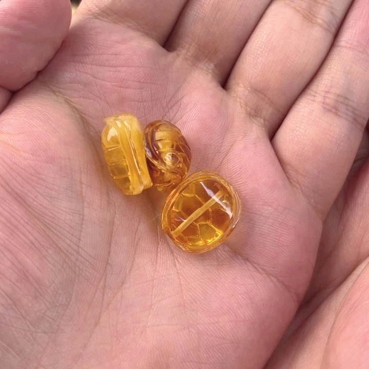 你***爷未镶嵌琥珀珠宝奇石